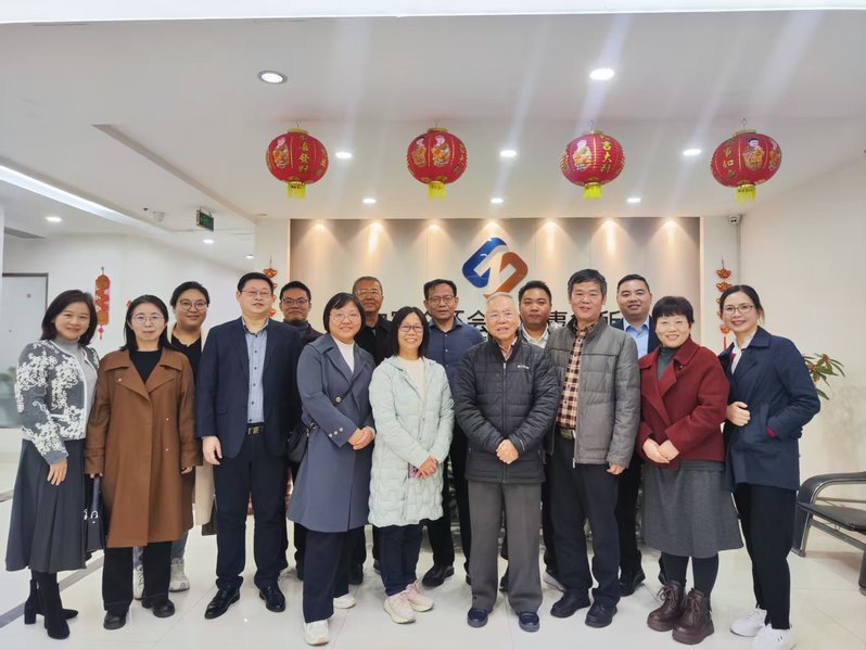 首访三家企业，共探合作新篇
